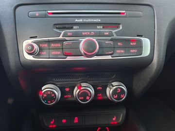 Audi A1 S-Line*S-Tronic-Autom*Bi-Xen*SHZ*PDC*