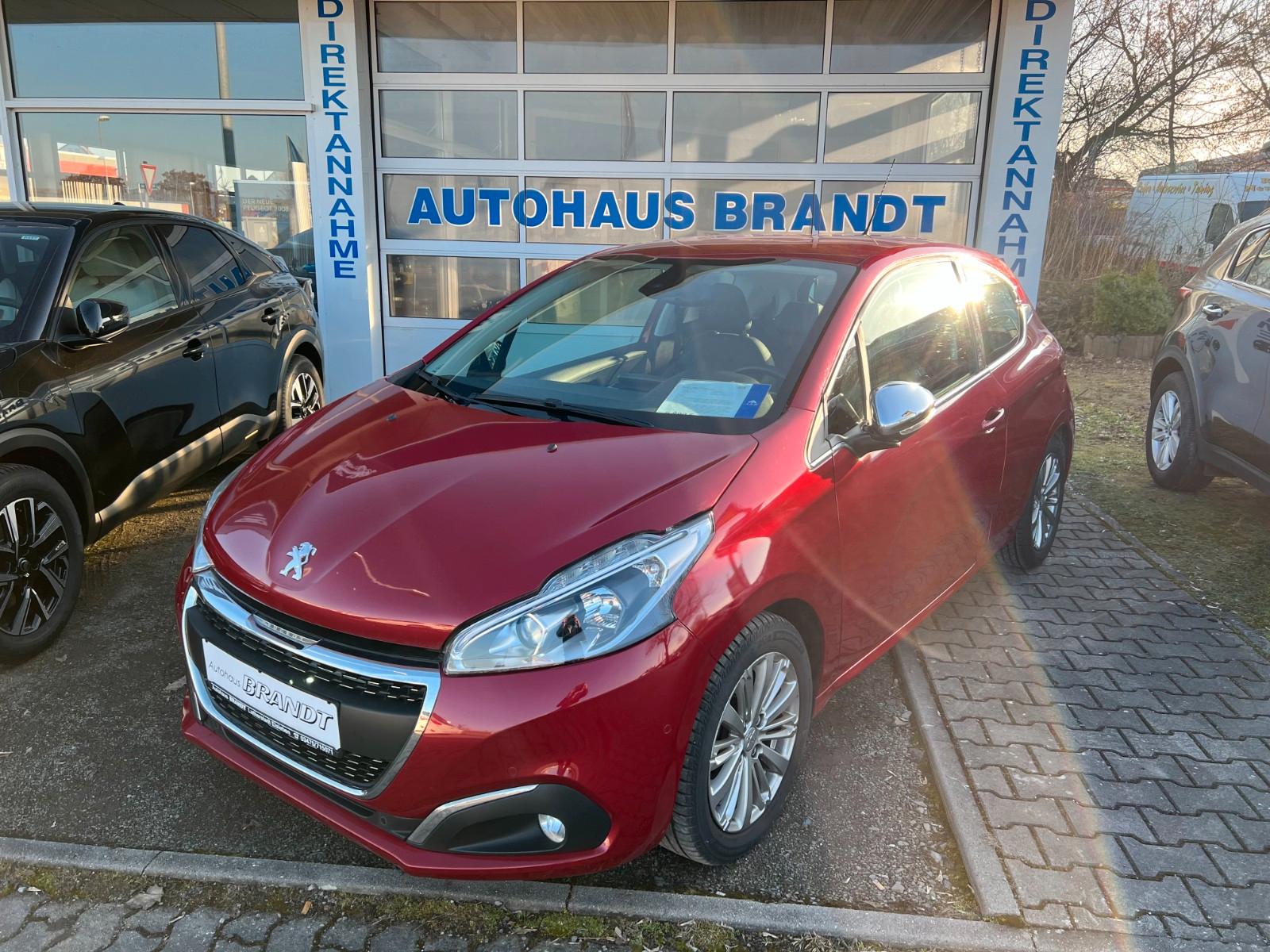 Peugeot 208 Allure Leder