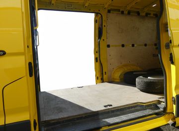 Volkswagen Crafter - 12