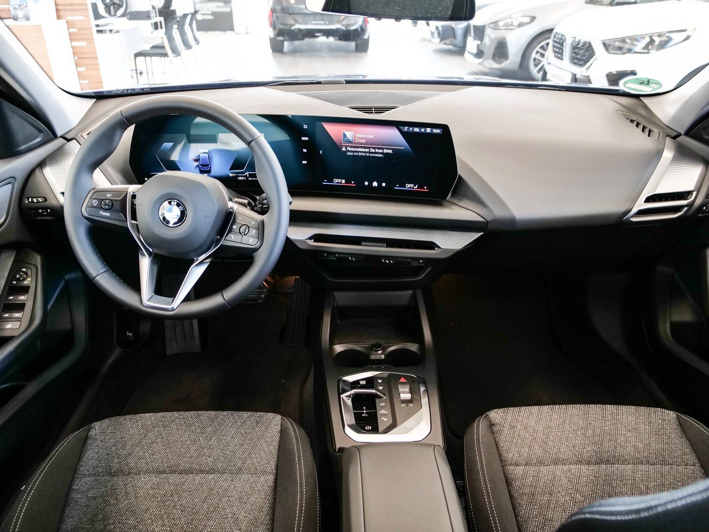 BMW 118 - Bild 11
