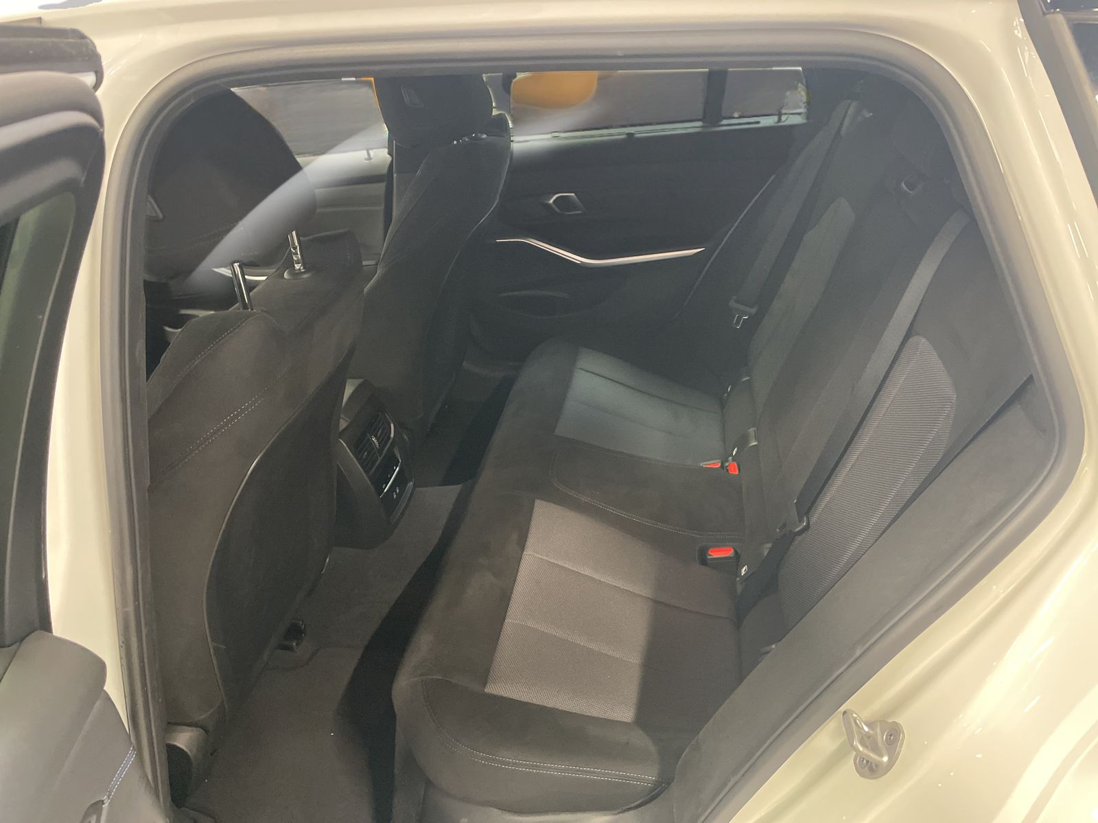 BMW 330 - Bild 12