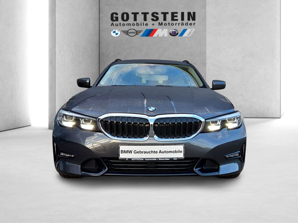 Image of BMW 320