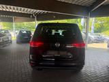 Volkswagen Touran Sound 7-Sitzer StHz/Pano/Kamera/LED/ACC - Volkswagen Touran aus 2017
