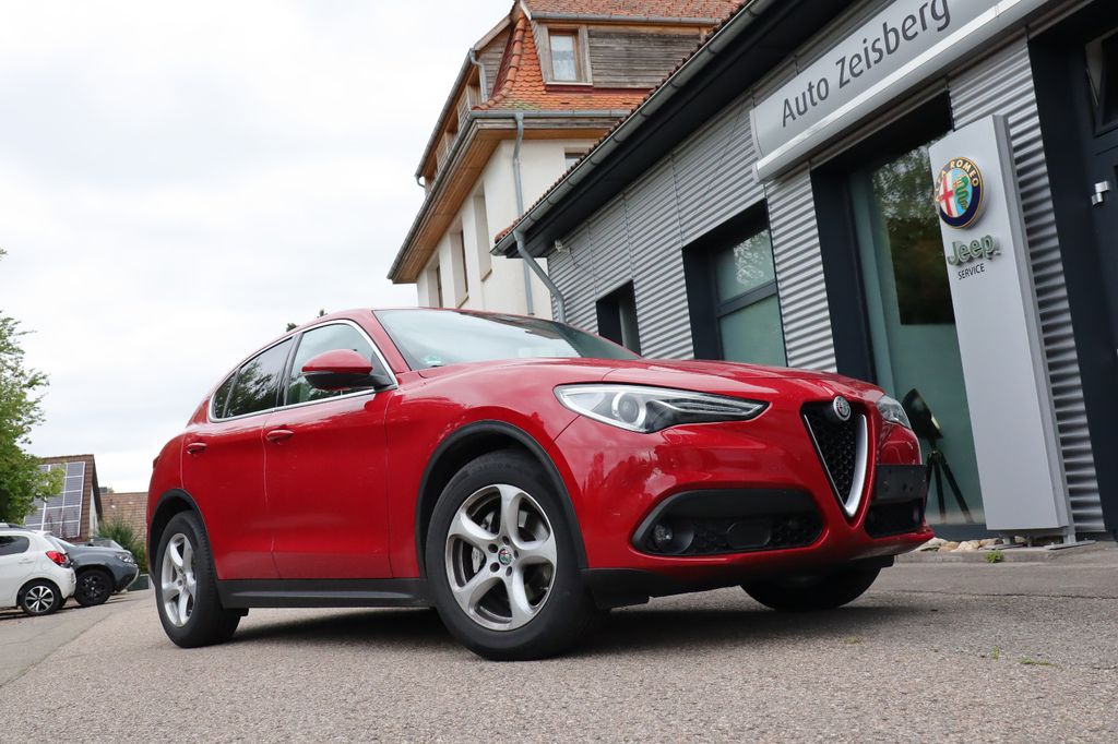 Alfa Romeo Stelvio 2.2 Diesel 16V 118kW Super AT8 AHK