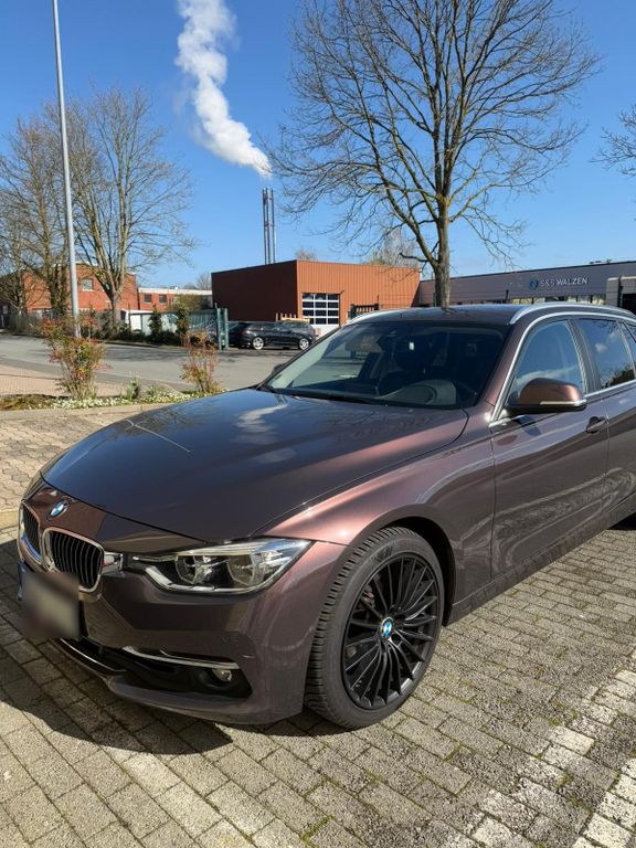Image of BMW 320