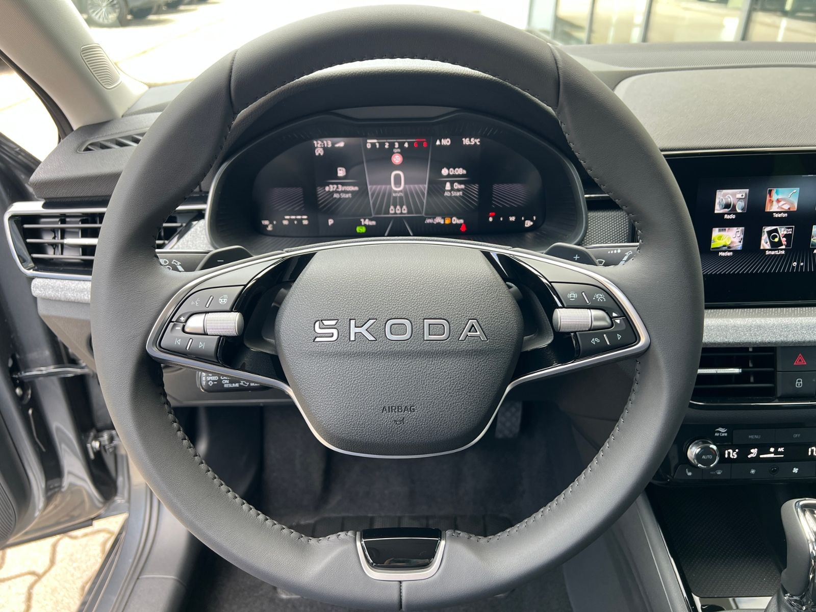 Fahrzeugabbildung SKODA Scala Selection 1.0 TSI DSG *AHK, LED, ACC, Kame