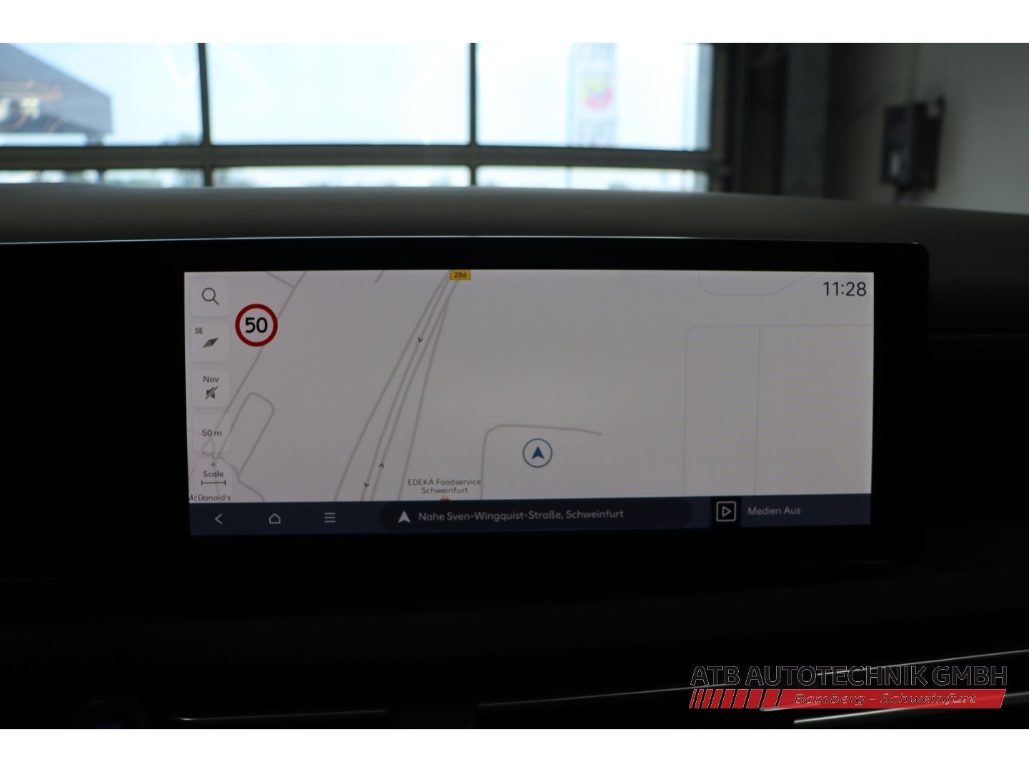 Fahrzeugabbildung Hyundai Tucson Prime 1.6 T-GDI PHEV 4WD SOH 98,7%  HUD N