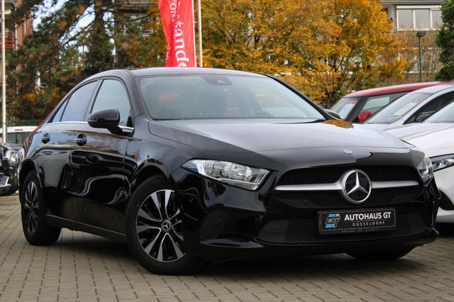 MERCEDES-BENZ A 200d DCT 4Matic Limousine/Navi/Kamera/Sitzhzg