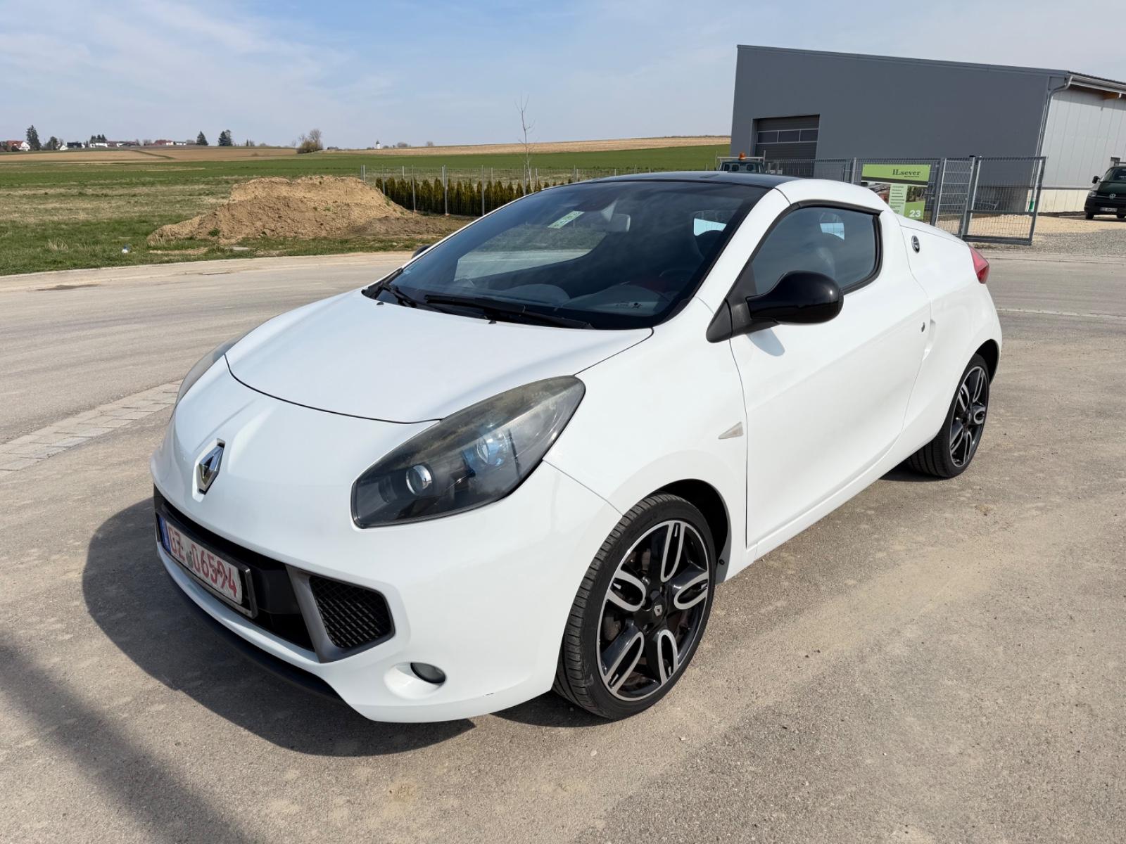 Renault Wind Night & Day