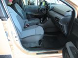 Dacia Sandero Stepway Extreme TCe 90 CVT ABS ESP SERVO - Dacia Sandero Tageszulassungen mit Benzin-Antrieb: Limousine