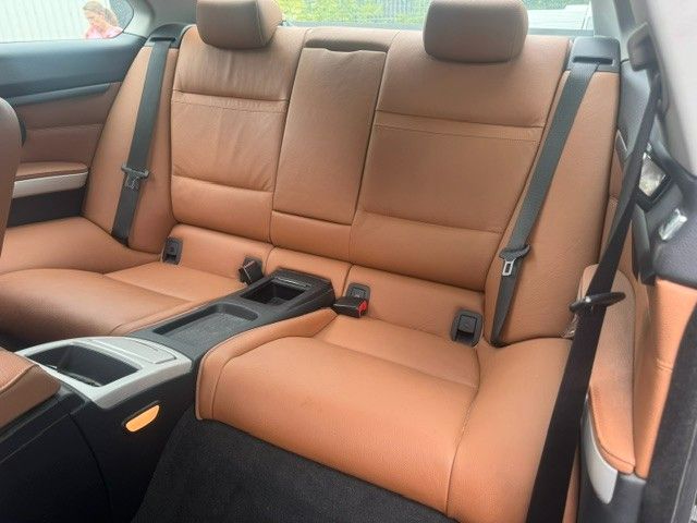 Fahrzeugabbildung BMW 325i Coupe xDrive Xenon Leder Schiebedach MOTOR