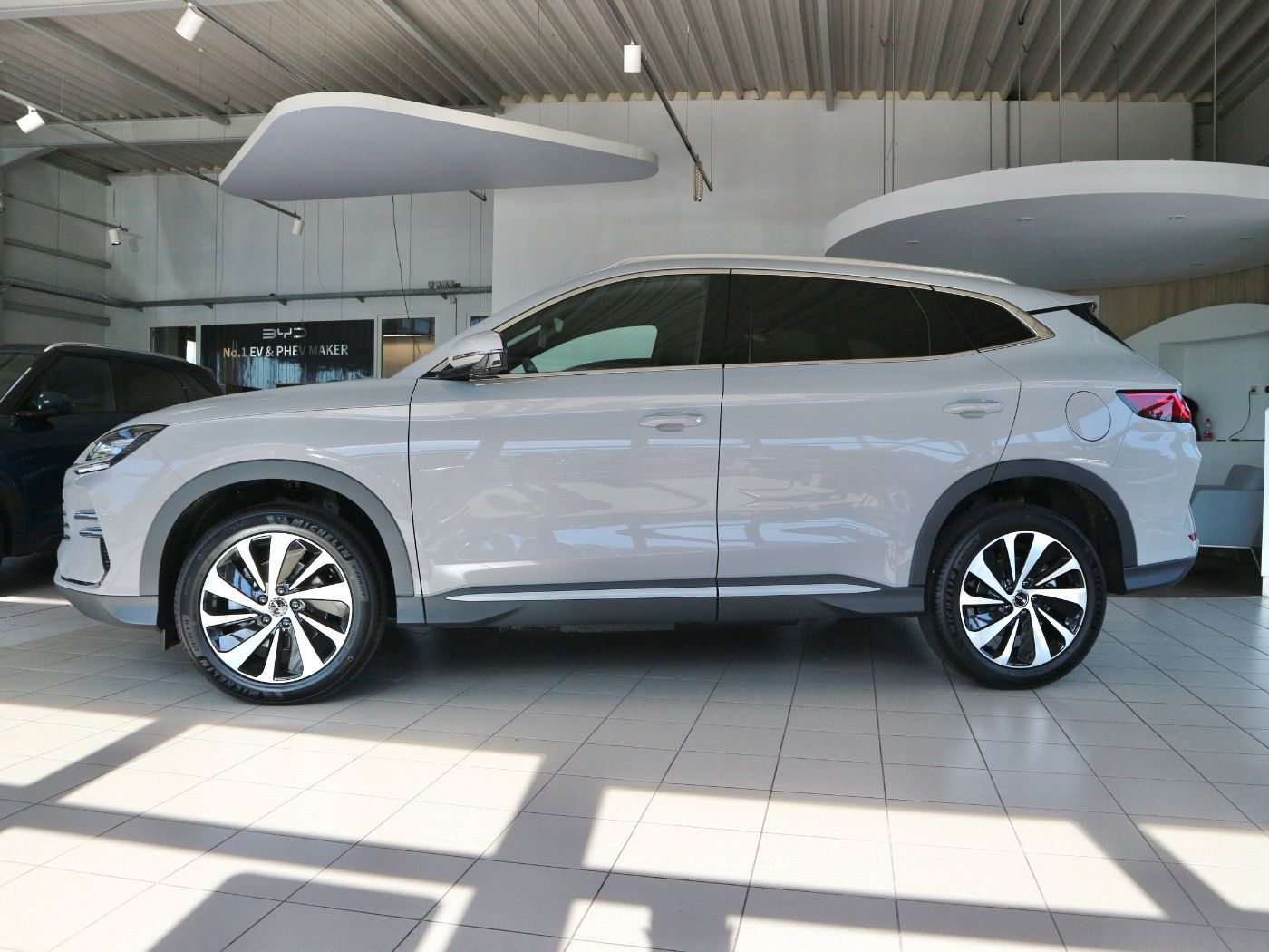 BYD SEAL U