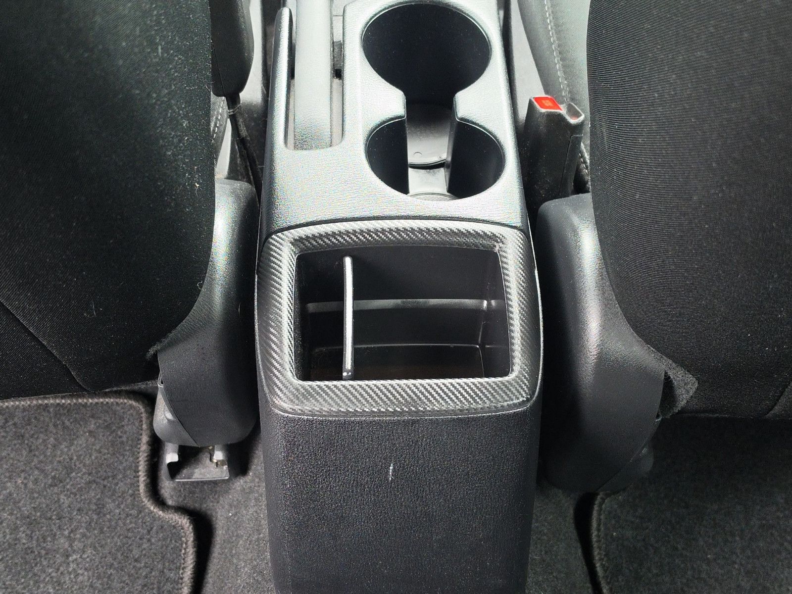 Fahrzeugabbildung Mazda 2 Lim. Center-Line AUS 1.HAND NUR 23 TSD. KM