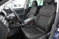 Skoda Superb 2.0 TDI *NAVI/SHZ/RFK/AHK/DSG*