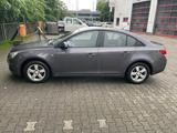 Chevrolet Cruze 1.6 LS Benziner LS - gebrauchte Chevrolet Cruze aus dem Jahr 2011