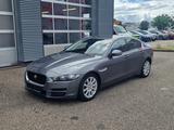 Jaguar XE Pure Klima Navi Kamera - Jaguar XE Pure mit Diesel-Antrieb