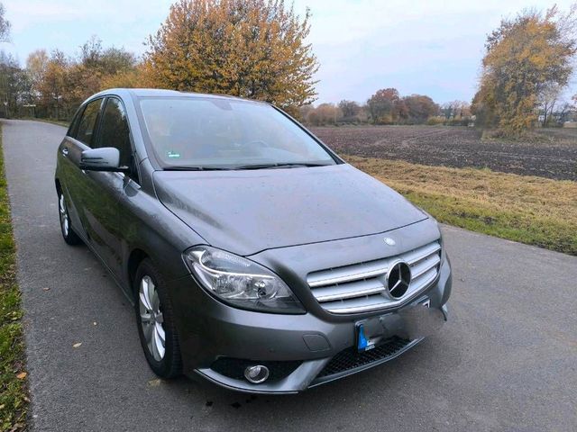 Mercedes-Benz Mercedes Benz B Klasse