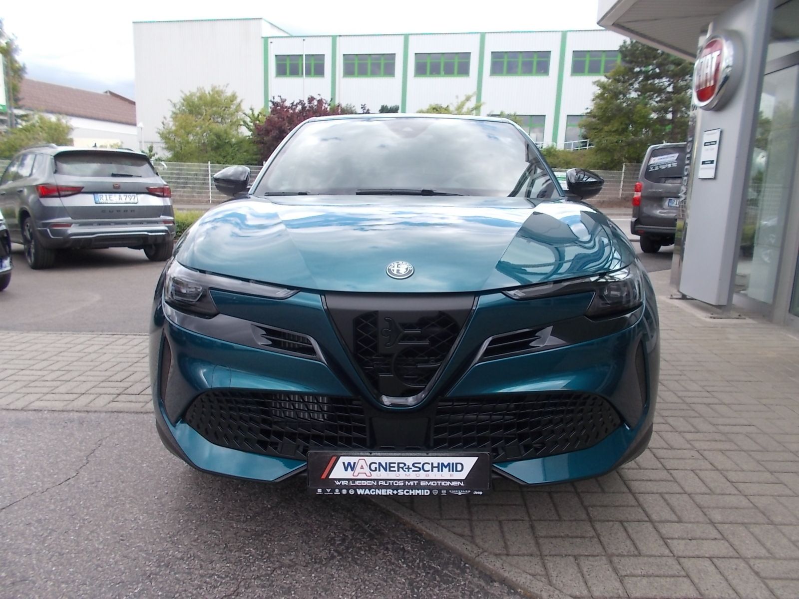 Fahrzeugabbildung Alfa Romeo Junior Ibrida Speciale 1.2 VGT Mild Hybrid