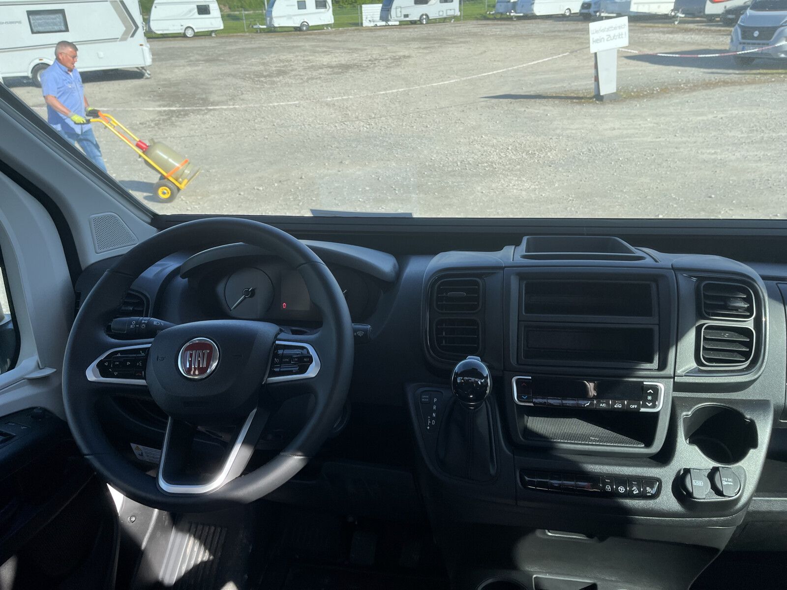 Fahrzeugabbildung Karmann Davis Lifestyle DA 590 LS Markise und Automatik