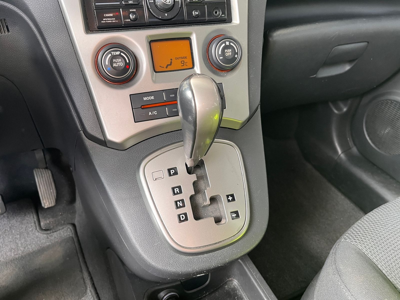 Fahrzeugabbildung Kia Carens EX Klima Alu