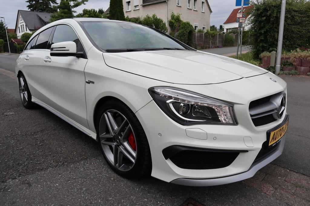 Mercedes-Benz CLA 45 AMG Shooting Brake