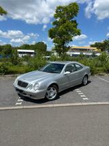Mercedes-Benz CLK 200 KOMPRESSOR ELEGANCE Elegance - Mercedes-Benz CLK 200 aus 2001: Kompressor