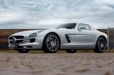 Mercedes-Benz SLS AMG Coupe*12500 km*unfall u lackierfrei*BRD - gebrauchte Mercedes-Benz SLS AMG aus dem Jahr 2011