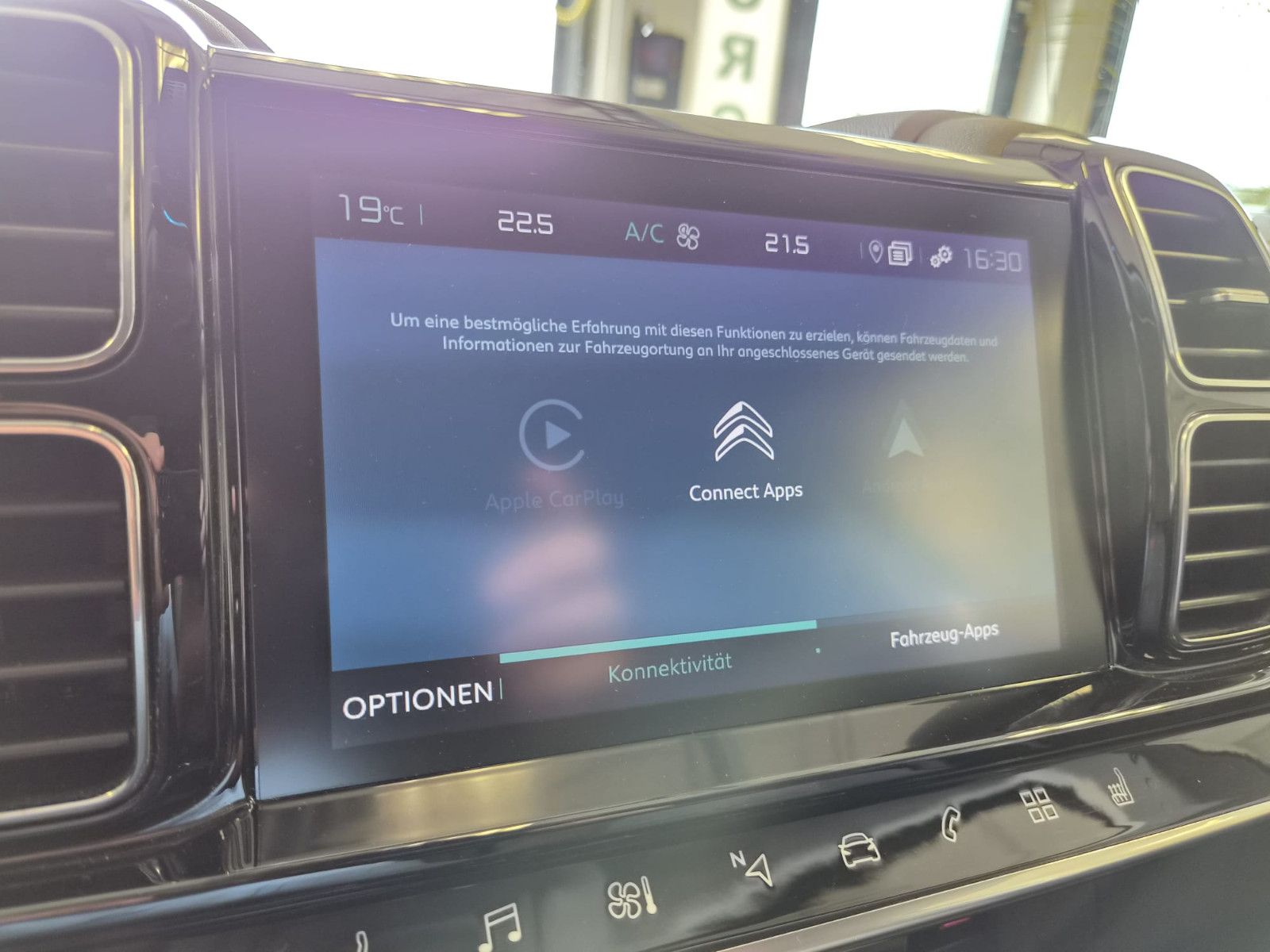 Fahrzeugabbildung Citroën C5 Aircross C-Series Hybrid / KAMERA /SCHECKHEFT