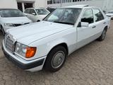 Mercedes-Benz 200D*1. Hand*5Gang*SSD*H-Zul*Rostfrei*S-Heft* - Mercedes-Benz Oldtimer mit Diesel-Antrieb