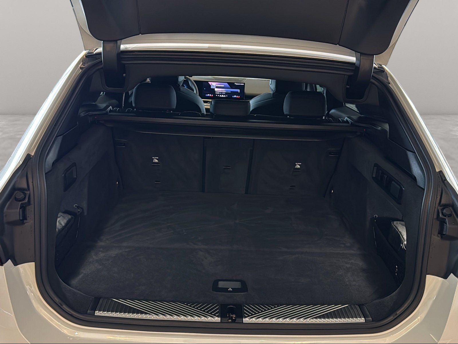 BMW i5 - Bild 15