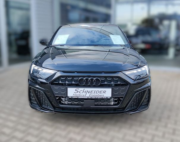 A1 Sportback S line 30 TFSI S tro +1000,- Tanken