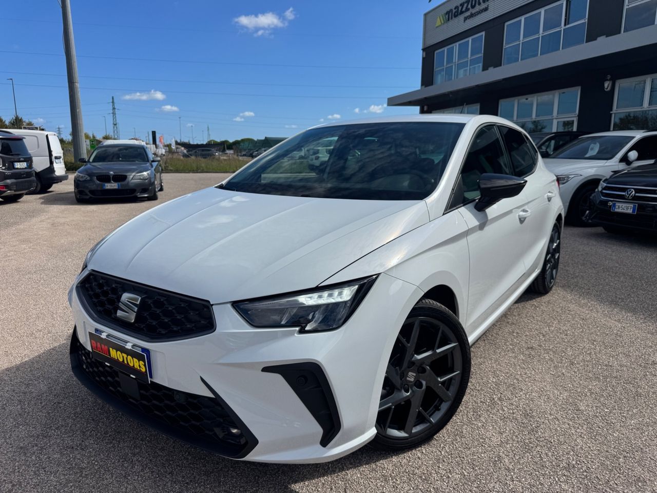 Seat Ibiza FR 2026 1.0 EcoTSI 115 CV 5 porte NEO imagem 3