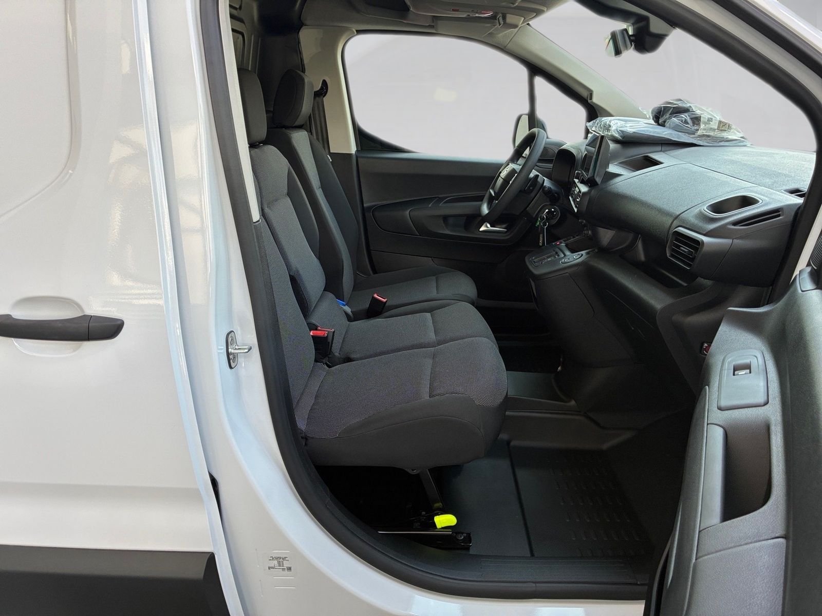 Fahrzeugabbildung Opel Combo E Cargo 1.5 D Basis erhöhte Nutzlast XL