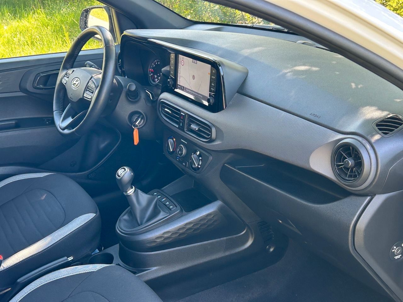 Fahrzeugabbildung Hyundai i10 1.0 Connect & Go *Navi*Klima*CarPlay*Kamera*