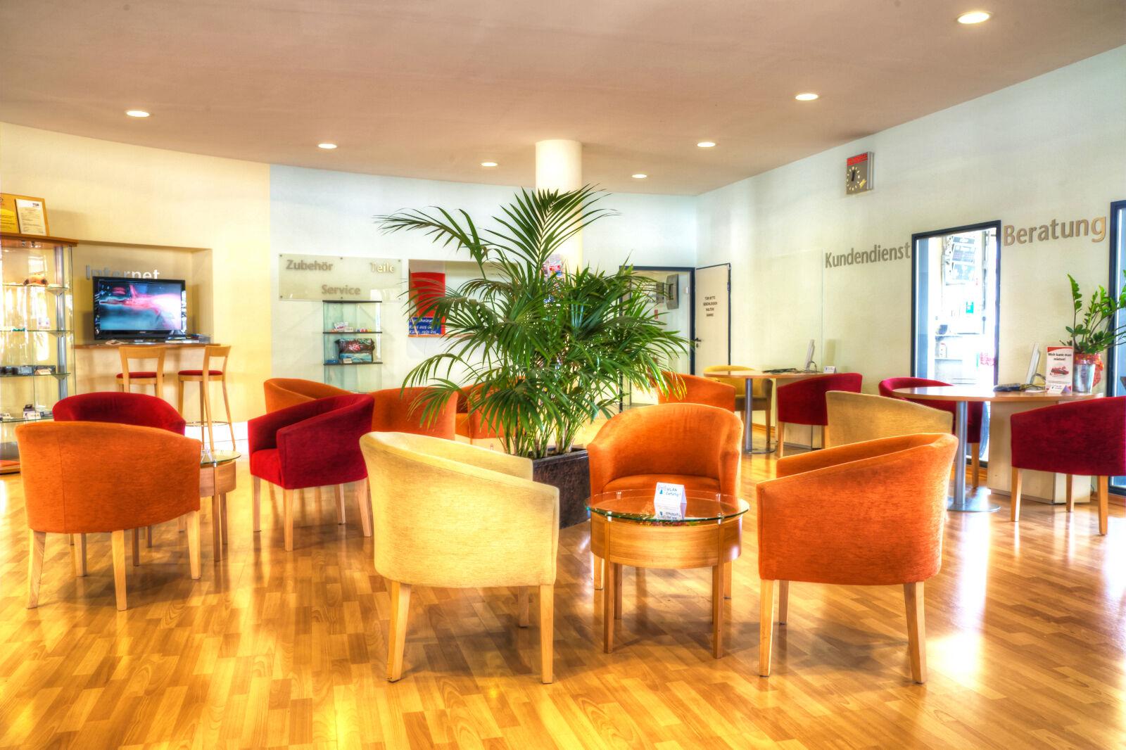 showroom-image-top