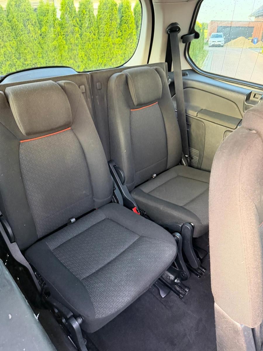 Ford Galaxy 2006 — photo 12