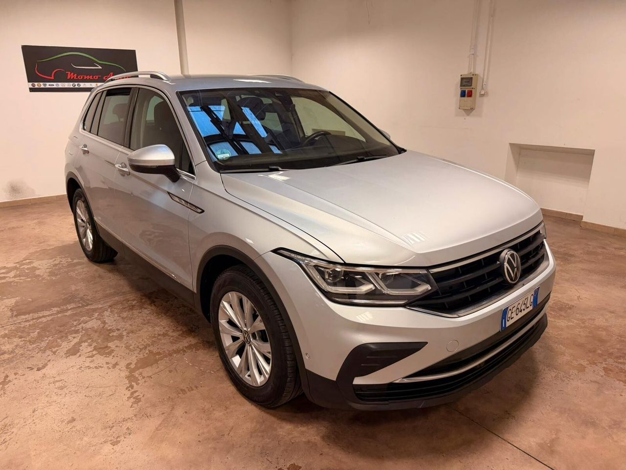 Volkswagen Tiguan 2.0 TDI 150 CV SCR DSG Life imagem 2