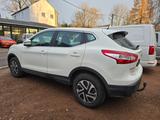 Nissan Qashqai 1.2 DIG-T Visia AHK Climatronic - Nissan Qashqai Gebrauchtwagen in Chemnitz