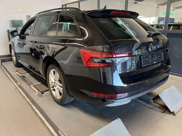 Skoda Superb Combi 2,0 TDI Sportline Navi PDC SiHz DSG imagem 2