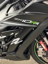 Kawasaki Ninja ZX-10RR 2017 - Offers