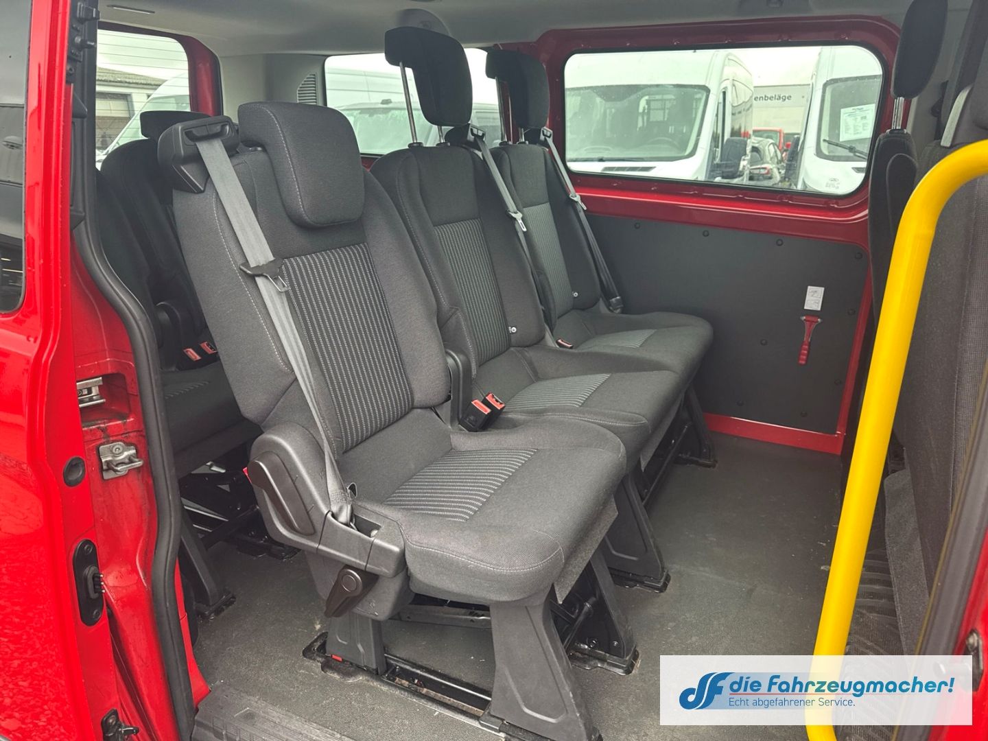Fahrzeugabbildung Ford Transit Custom Tourneo Kombi 310 L1 Trend *1601