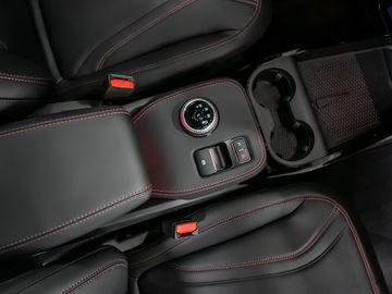 Ford Mustang Mach-E P.-Dach Digitales Cockpit Leder