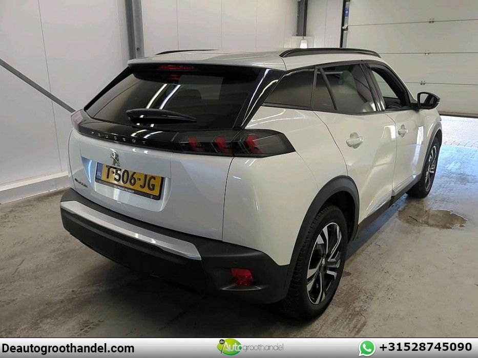 Peugeot e-2008 EV Allure Pack 50 kWh imagem 2