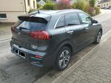 Kia e-Niro Spirit 64kWh - 1. Hand - Top Zustand - graue Kia Niro EV