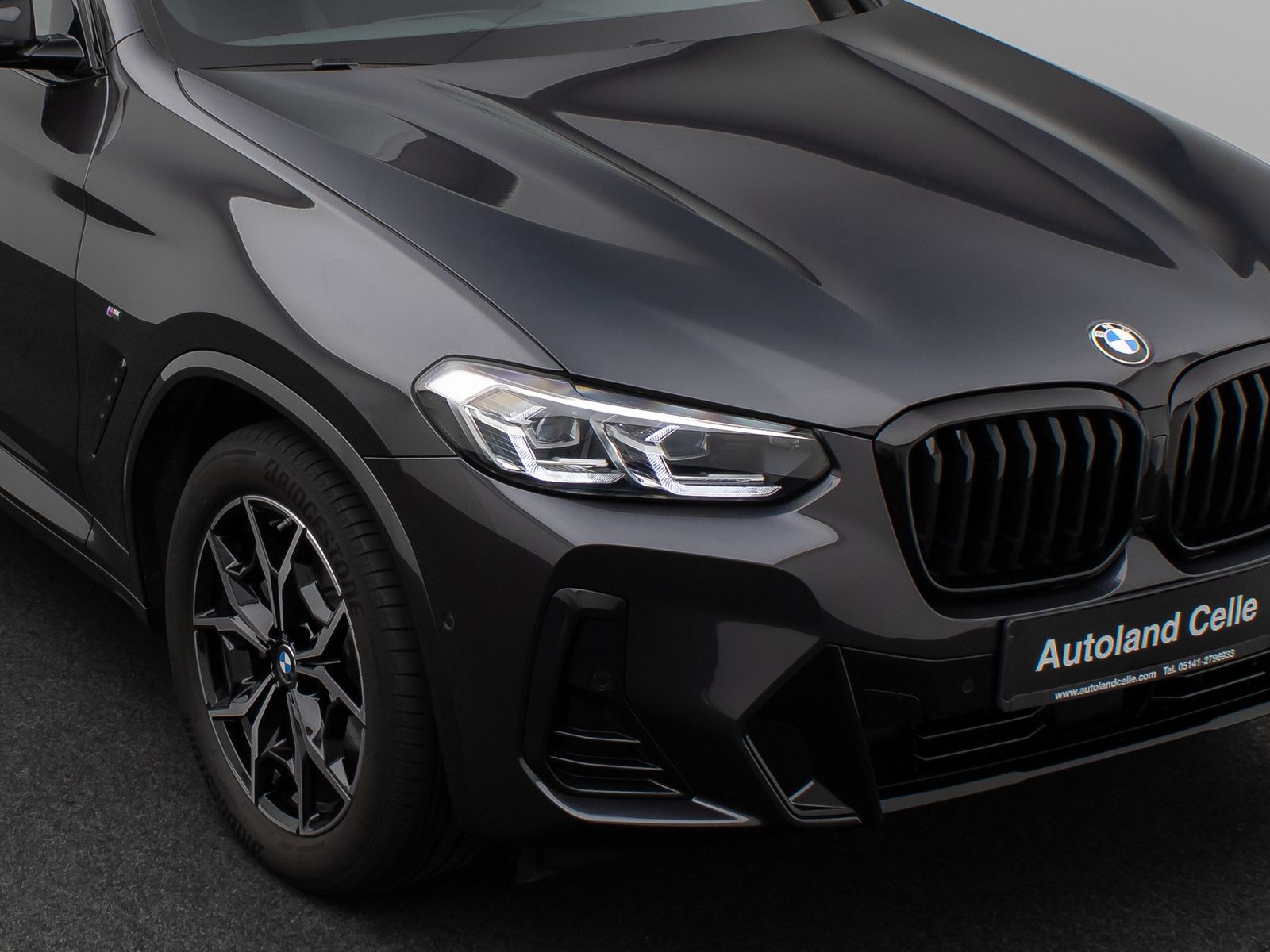 Fahrzeugabbildung BMW X3 xD20d  M Sport Kamera DAB HiFi Komfort 19Zoll