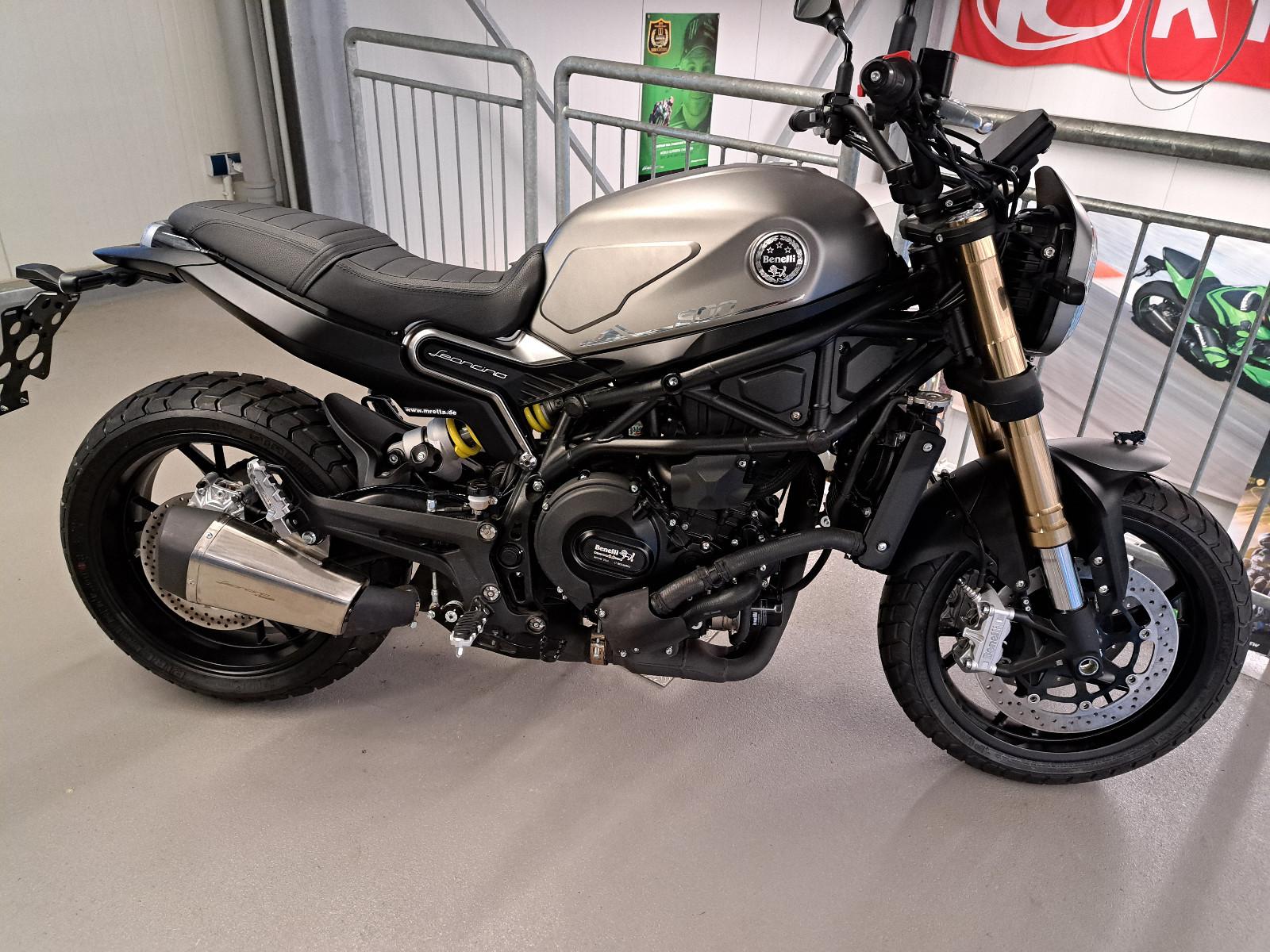 Benelli 800 Leoncino Aktionspreis mit TZ