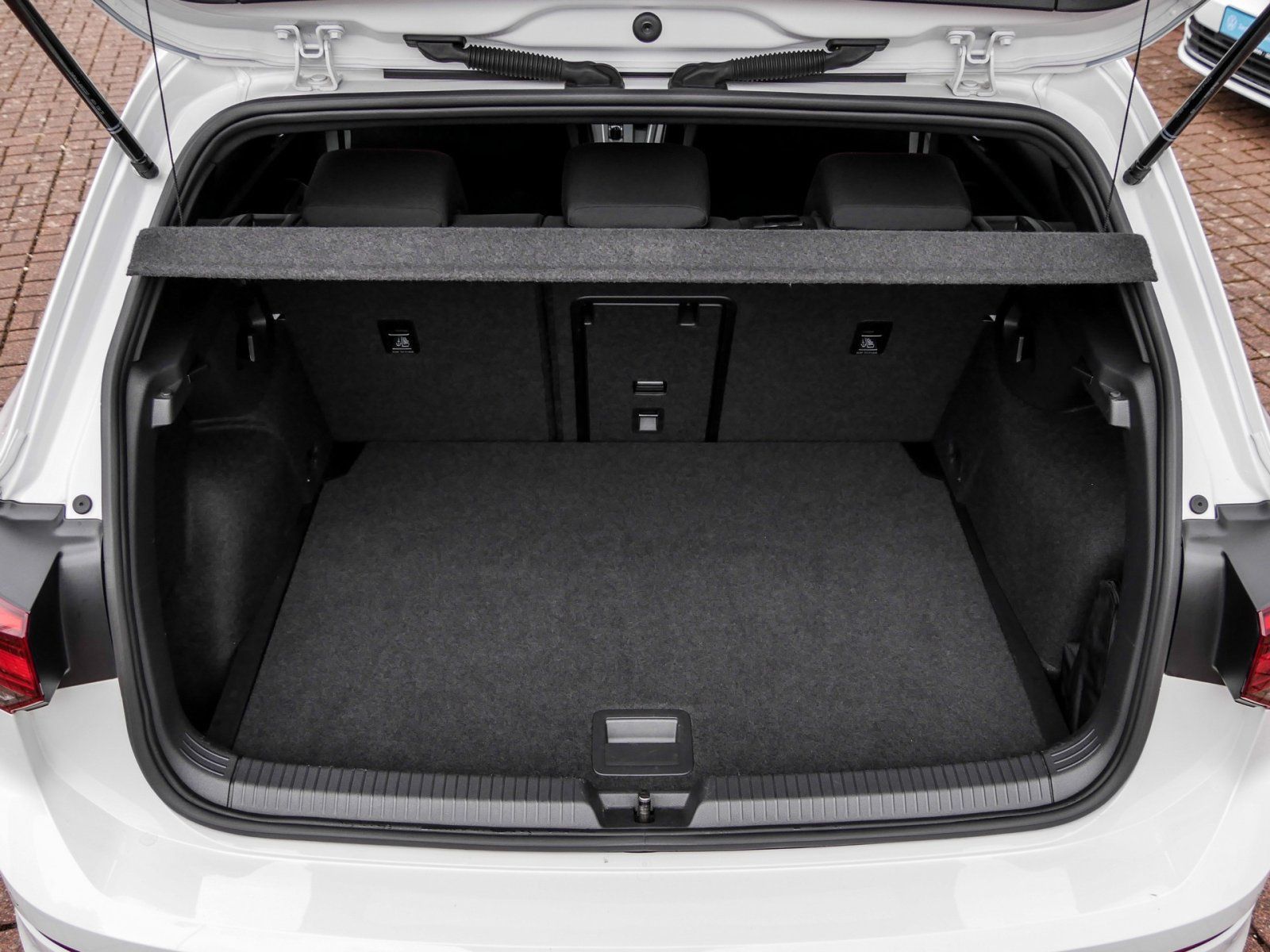 Volkswagen Golf - Bild 17