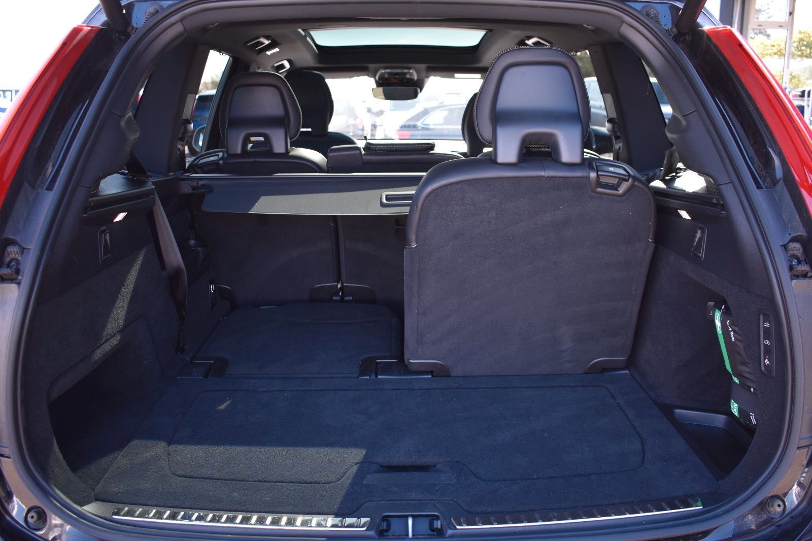 Fahrzeugabbildung Volvo XC90 D5 R-Design*LED*LUFT*CAM*7Sitze