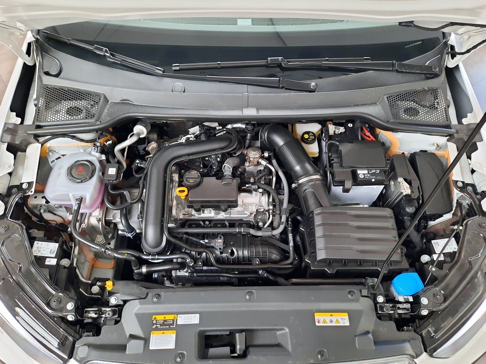 Fahrzeugabbildung SEAT Arona Facelift Style TSI*LED*Sitzhzg*PDC*ACC*APP