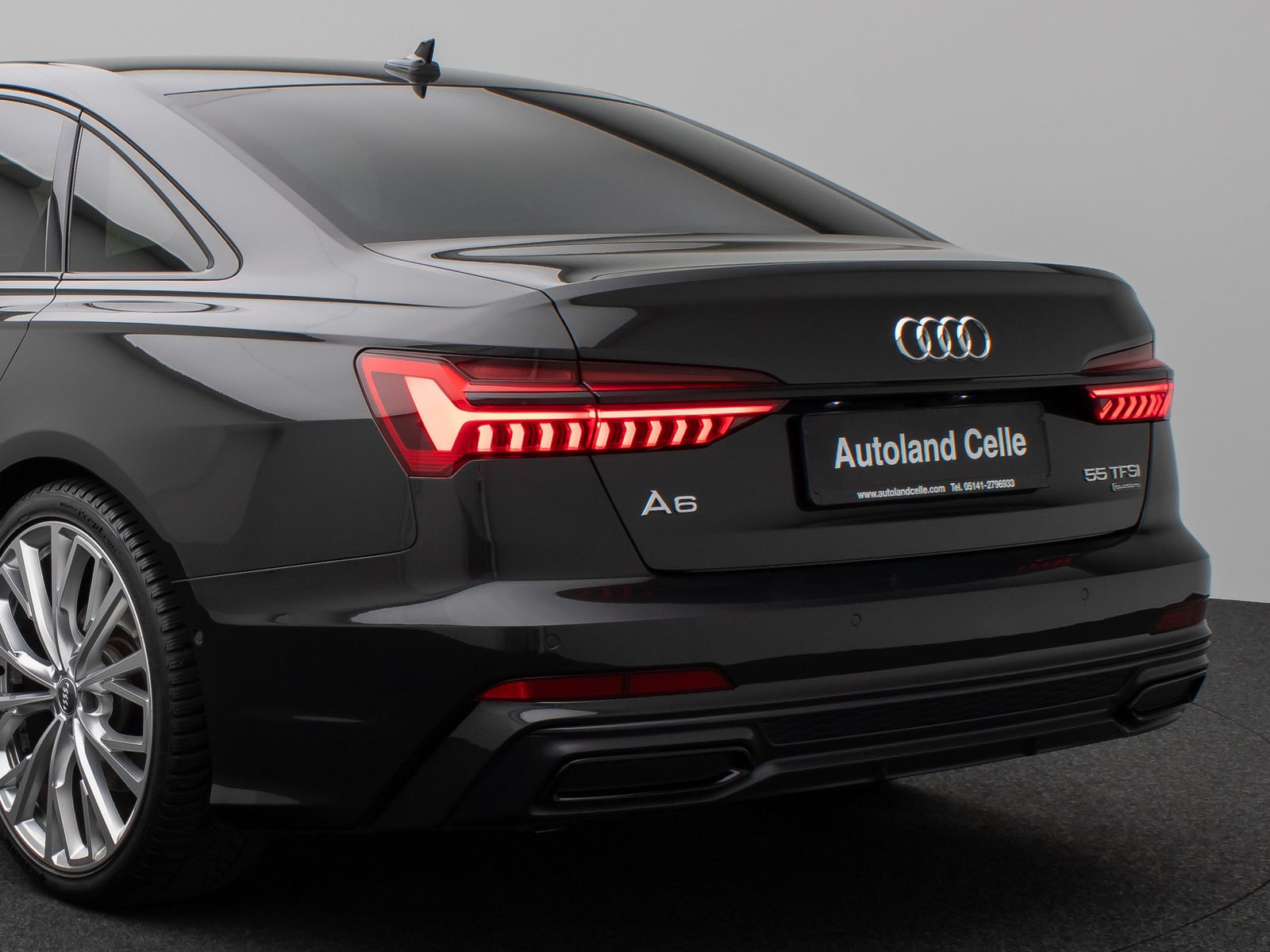Fahrzeugabbildung Audi A6 Lim. 55 TFSI quattro S-Line + B&O SoftCl HUD